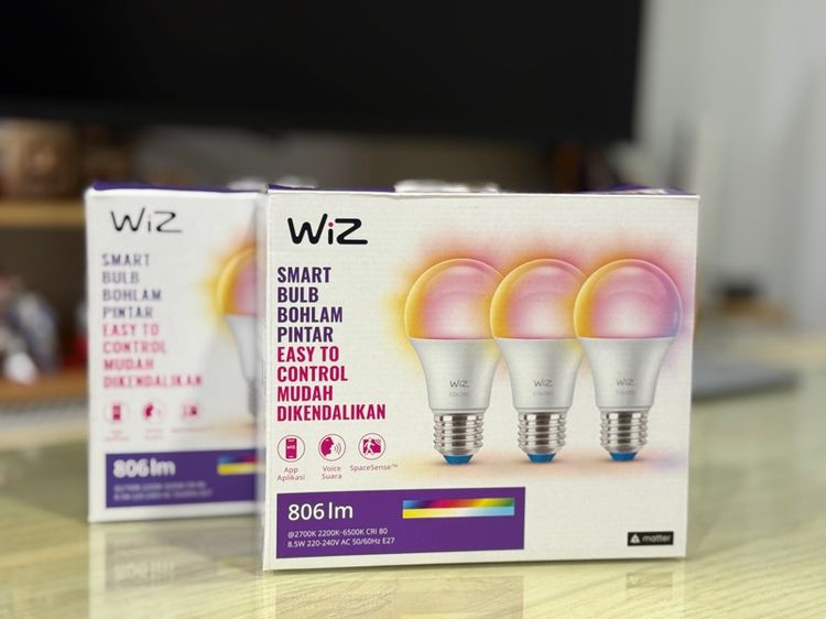 หลอดไฟเปลี่ยนสีอัจฉริยะ Wiz 