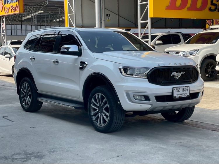 Ford Everest 2021 2.0 Titanium Plus Utility-car ดีเซล ไม่ติดแก๊ส เกียร์อัตโนมัติ ขาว