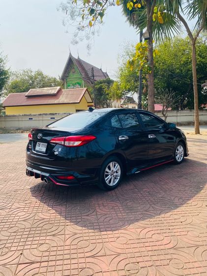 Toyota Yaris ATIV 2019 1.2 E Sedan เบนซิน ไม่ติดแก๊ส เกียร์อัตโนมัติ ดำ รูปที่ 3
