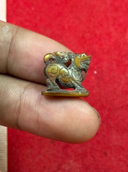 สิงห์สามขวัญหลวงพ่อเดิมวัดหนองโพเครื่องรางแกะแท้ รูปที่ 6