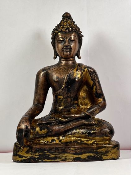 พระบูชาสิงห์หนึ่งเชียงแสน หน้าตักกว้าง 5 นิ้ว ความสูง 8 นิ้ว