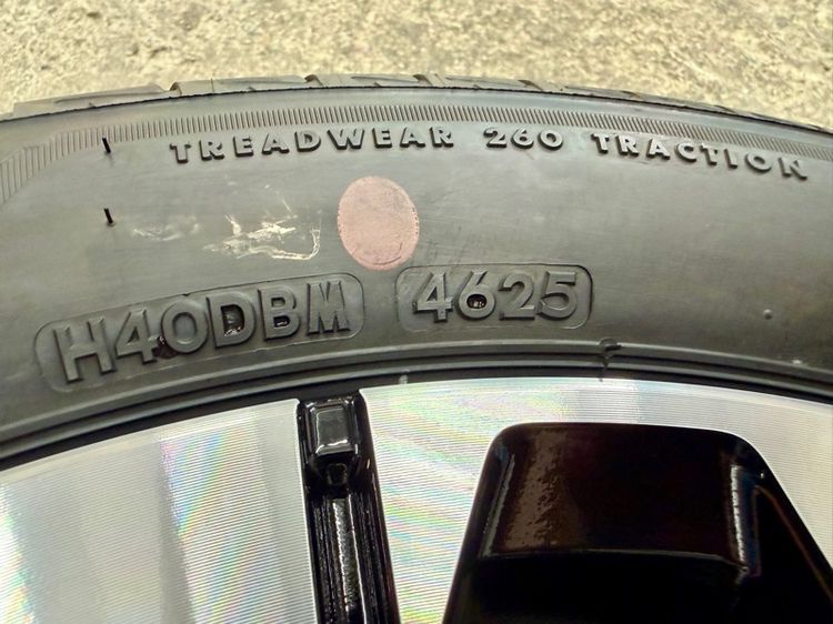 ล้อแม็ก TOYOTA VELOZ ขอบ 17” 5 รู 100 ถอดป้ายแดง ยาง BRIDGESTONE 205-50R17 ปี 25 สีเส้นหน้ายางยังอยู่ครบ รูปที่ 10