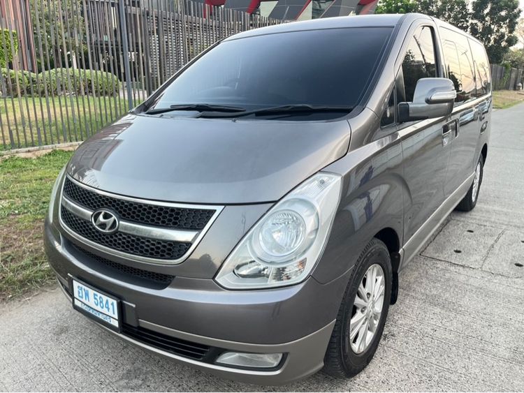 Hyundai H-1  2012 2.5 Deluxe Van ดีเซล ไม่ติดแก๊ส เกียร์อัตโนมัติ เทา รูปที่ 2