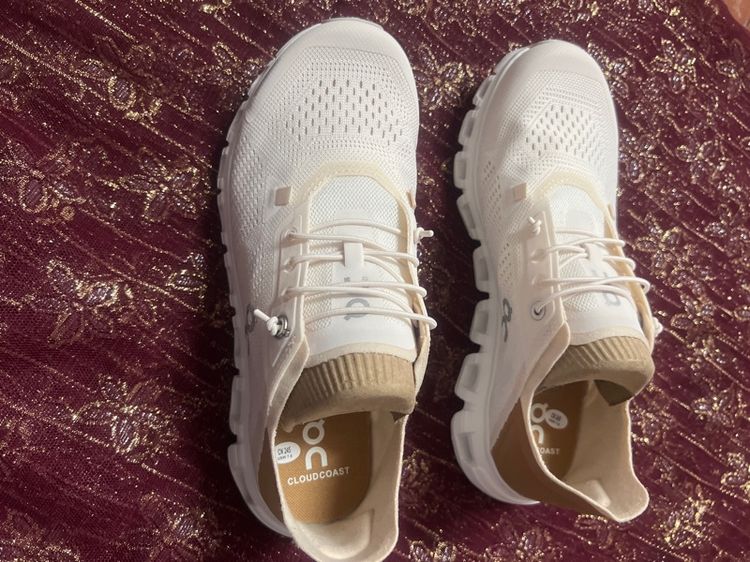 on cloud รูปที่ 6