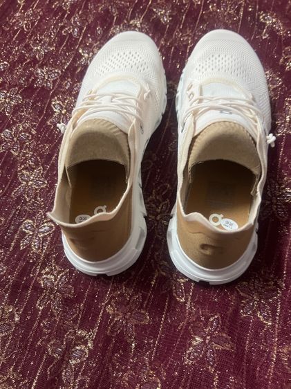 on cloud รูปที่ 5