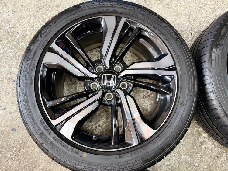 ล้อแม็ก HONDA CIVIC RS ขอบ 17” สีเดิมโรงงานรมดำ ยาง KINTO 215-50R17 ปี 24 ใช้งานน้อยตุ่มยังเห็นจางๆ รูปที่ 8