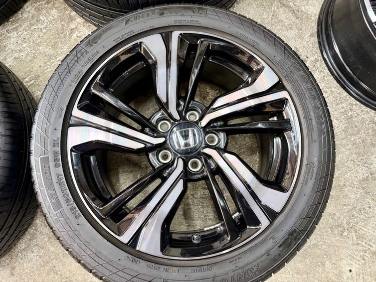 ล้อแม็ก HONDA CIVIC RS ขอบ 17” สีเดิมโรงงานรมดำ ยาง KINTO 215-50R17 ปี 24 ใช้งานน้อยตุ่มยังเห็นจางๆ รูปที่ 6