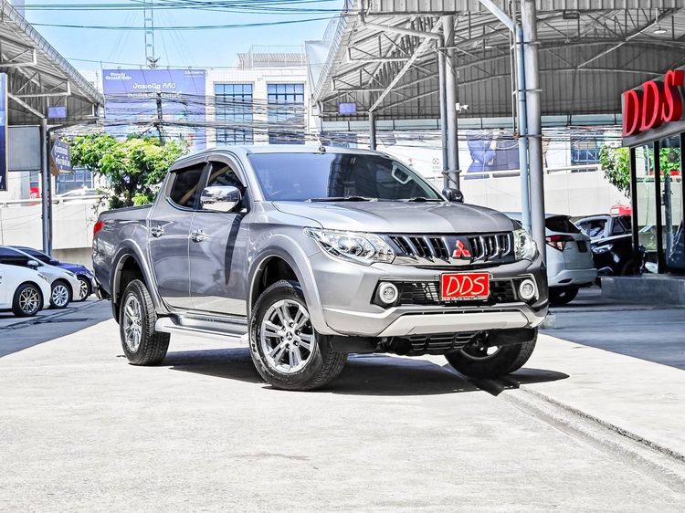 Mitsubishi Triton 2017 2.4 GLS Limited Plus Pickup ดีเซล เกียร์ธรรมดา เทา รูปที่ 4
