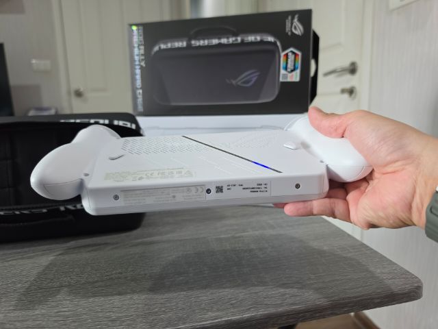 Asus ROG XBOX ALLY (เครื่องขาว) รูปที่ 8