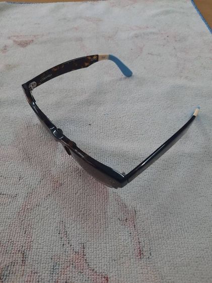 แว่นกันแดด Tom's รูปที่ 6