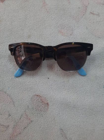 แว่นกันแดด Tom's รูปที่ 3