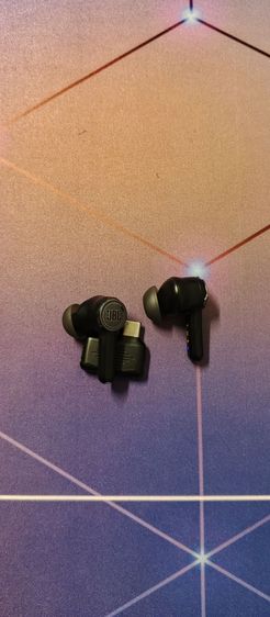 หูฟัง jbl quantum tws รูปที่ 5