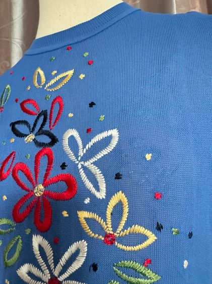 เสื้อยืดคอกลมปักดอกไม้ตาข่ายแขนจั้ม One Size รูปที่ 2