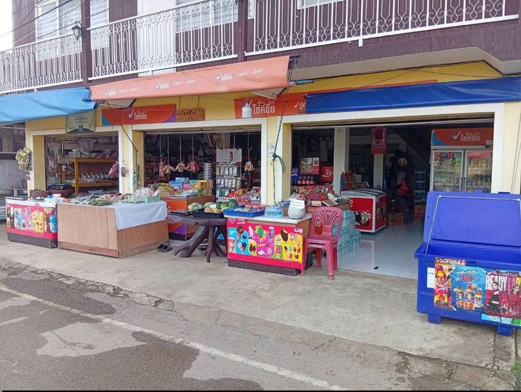 อื่นๆ มีบางส่วน สร้างเสร็จก่อน 2010 บ้านพร้อมร้านขายของชำหน้าตลาด รูปที่ 3