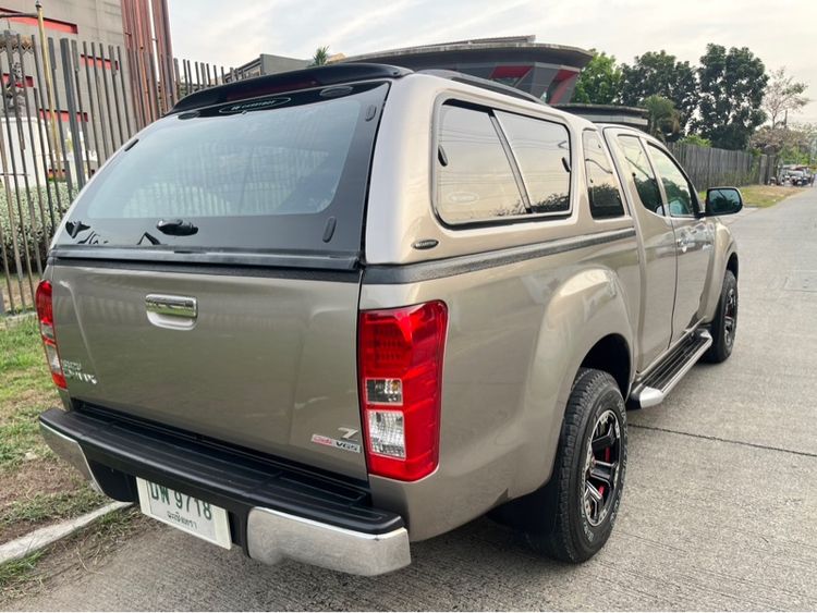 Isuzu D-MAX 2012 Pickup ดีเซล ไม่ติดแก๊ส เกียร์ธรรมดา บรอนซ์ทอง รูปที่ 2