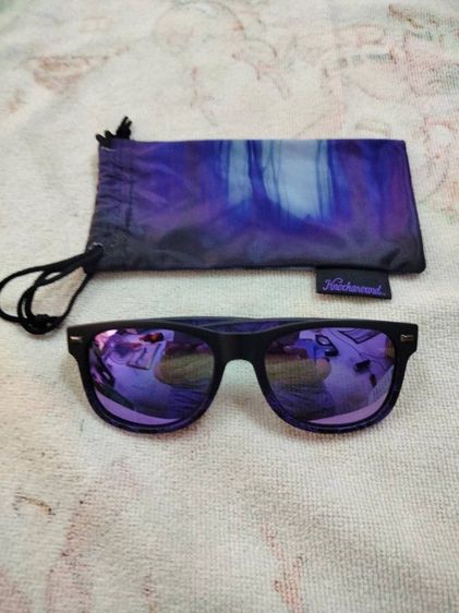 แว่นกันแดด knock around 