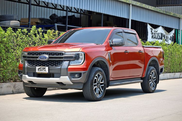 รถ Ford Ranger 2.0 Hi-Rider Sport สี ส้ม