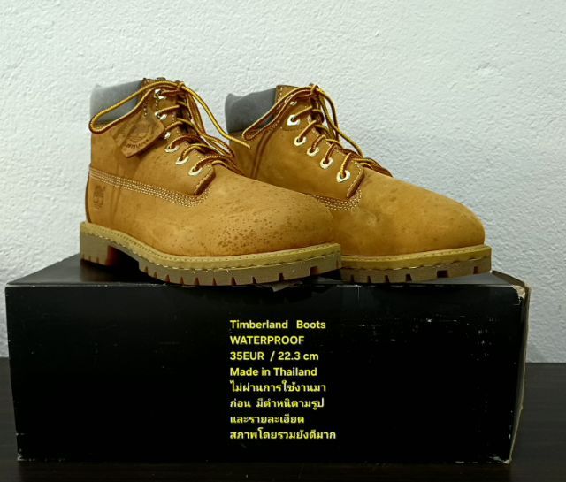 Timberland Boots For Children, Unisex 35EU(22.3cm) ของแท้ มือ 2 สภาพไม่ผ่านการใช้งานมาก่อน, รองเท้า Timberland หนังแท้ มีตำหนิตามรายละเอียด รูปที่ 4