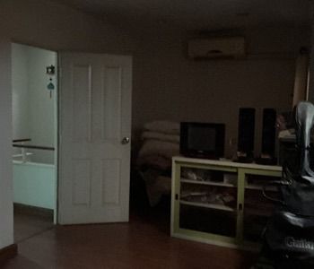 อื่นๆ ไม่มี ขายทาวน์โฮม 2 ชั้น หมู่บ้านไอ-ดีไซน์(ลำลูกกาคลอง3)ใกล้ BTS คูฅต เนื้อที่ 20.3 ตรว ลดพิเศษขายเพียง 1.9 ล้านบาท จาก 1.990 ล้านบาท รูปที่ 3