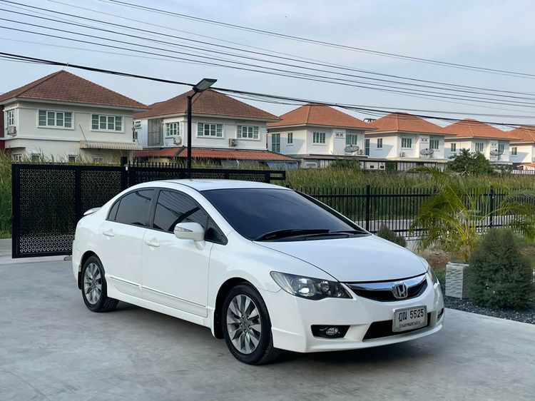 Honda Civic 2010 1.8 E i-VTEC Sedan เบนซิน ไม่ติดแก๊ส เกียร์อัตโนมัติ ขาว รูปที่ 3