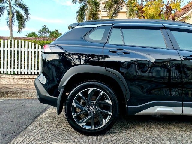 Toyota Corolla Cross 2022 1.8 HEV GR Sport Utility-car ไฮบริด ไม่ติดแก๊ส เกียร์อัตโนมัติ ดำ รูปที่ 2