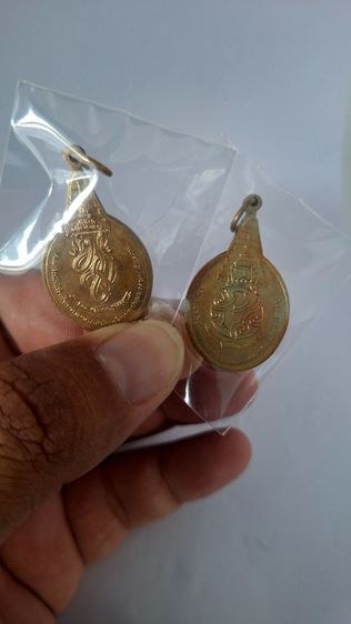 เหรียญพระชัยหลังช้าง ทั้ง 2 รุ่น รูปที่ 2