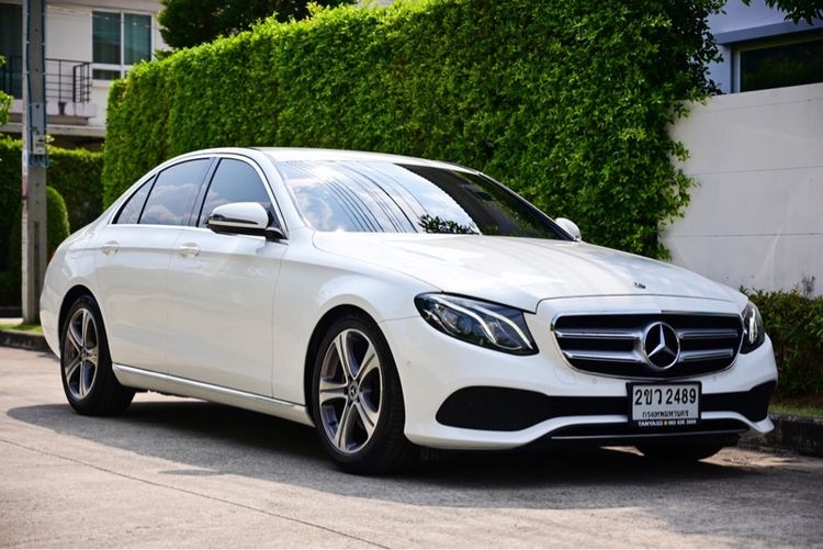Mercedes-Benz E-Class 2020 E220 Sedan ดีเซล ไม่ติดแก๊ส เกียร์อัตโนมัติ ขาว
