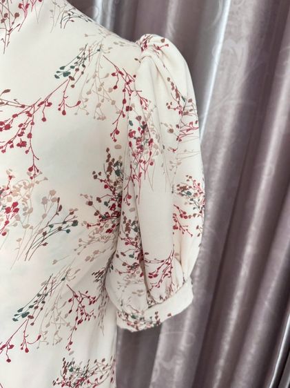 เสื้อแขนสั้นคอจีนลายดอกไม้พื้นครีมผ้าชีฟอง puffsleeve รูปที่ 9