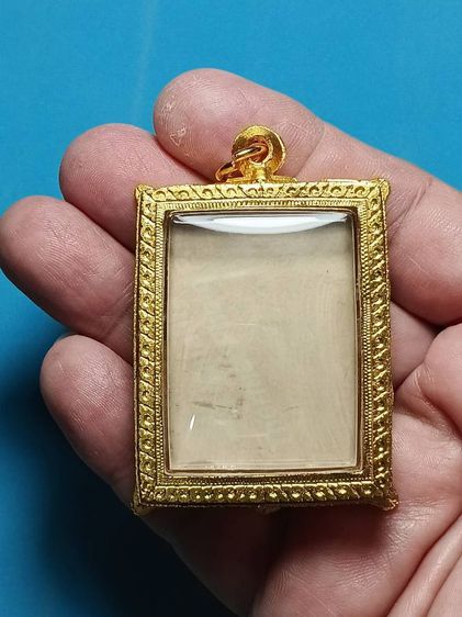 รูปถ่ายล็อกเก็ต คุณแแม่บุญเรือน โตงบุญเติม วัดอาวุธ รูปถ่ายเก่าขนาด1.5×2นิ้ว ถ่ายที่ร้านห้องภาพเทอมินอล ในสมัยก่อน ด้านหลังมีภาษาอังกฤษ ลางๆ รูปที่ 6