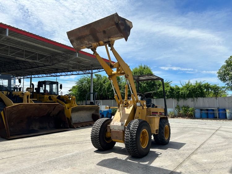 รถตักล้อยาง MITSUBISHI   รุ่น WS300A บุ้งกี๋ 0.5 คิว ยกสูง 3 เมตร รถเก่านอกนำเข้า  รูปที่ 2