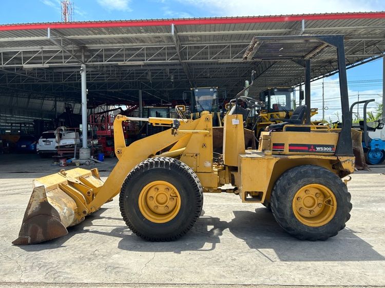 รถตักล้อยาง MITSUBISHI   รุ่น WS300A บุ้งกี๋ 0.5 คิว ยกสูง 3 เมตร รถเก่านอกนำเข้า  รูปที่ 5