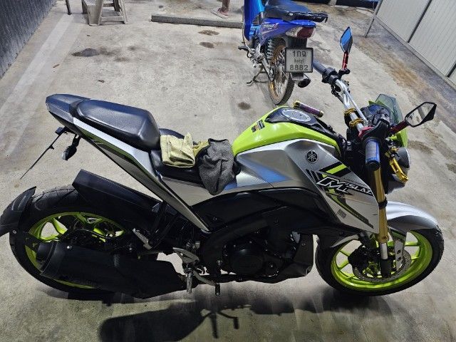 ขายมอไซด์M-SLAZปี2560รถพร้อมโอนยางหน้าหลังพึ่งเปลี่ยนโซ่สเตอพึ่งเปลี่ยนเครื่องดีวิ่งฉิว