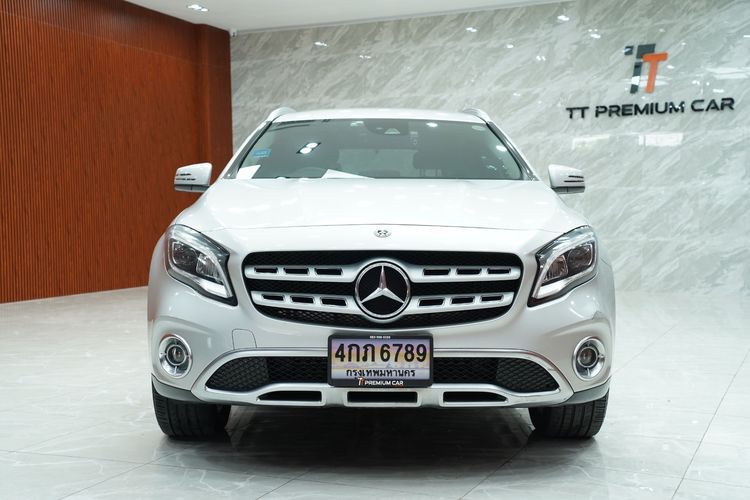 Mercedes-Benz GLA-Class 2018 GLA200 Utility-car เบนซิน เกียร์อัตโนมัติ บรอนซ์เงิน รูปที่ 2
