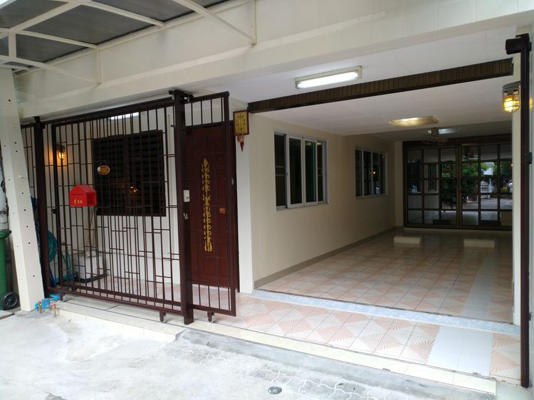 อื่นๆ ไม่มี 2015 เจ้าของประกาศเอง ให้เช่า บ้านทาวเฮ้าส์ ท่าเรือ คลองเตย พระราม3 พระราม4 เช่าระยะยาว ราคาพิเศษตามตกลง รูปที่ 2