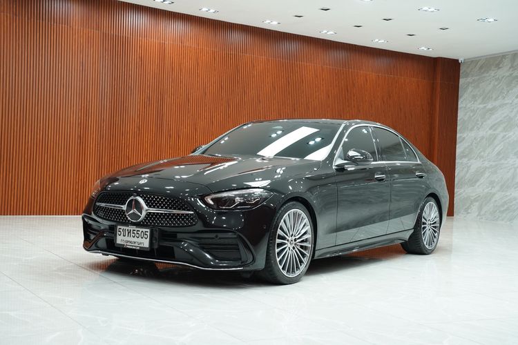 Mercedes-Benz E-Class 2023 E220 Sedan ดีเซล เกียร์อัตโนมัติ ขาว รูปที่ 3