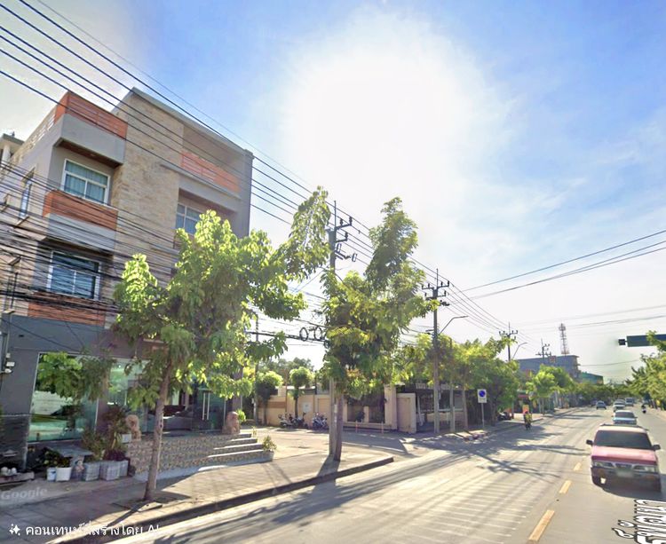 เจ้าของ ขายพร้อมผู้เช่า อาคาร โชว์รูม สำนักงาน ติดริมถนน ผู้คนผ่านเห็นมากกว่าหนึ่งแสนคนต่อวัน ทำเลที่ตั้งจุดเด่น ของหายาก รูปที่ 2