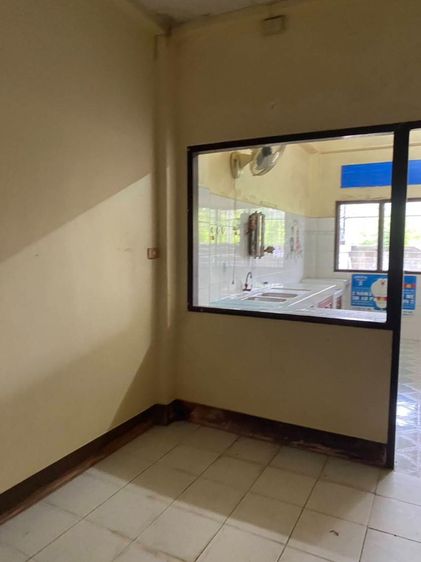 ขายทาวน์เฮาส์ ในเขตเทศบาลตำบลขลุง จังหวัดจันทบุรี หมู่บ้านอรวรรณ รูปที่ 2