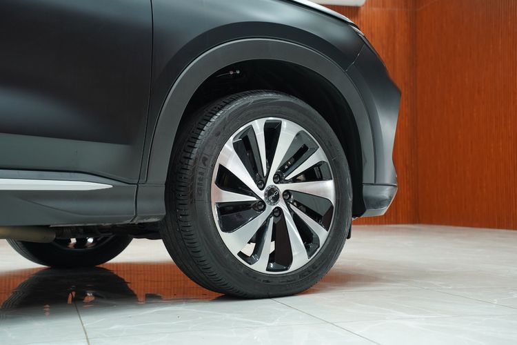 BYD Sealion 7 2025 Premium Utility-car ไฮบริด เกียร์อัตโนมัติ ดำ รูปที่ 4