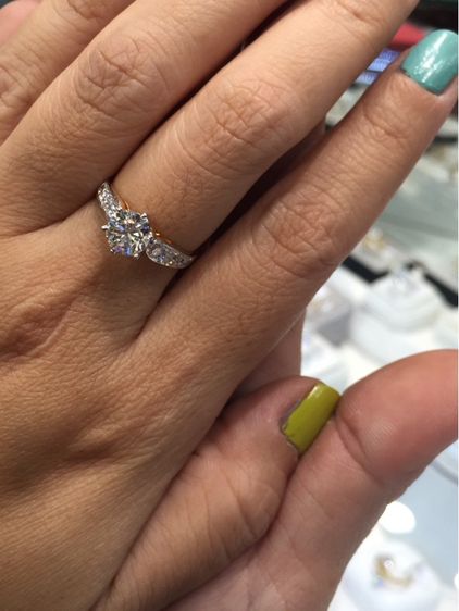 แหวนเพชรแท้ 1 กะรัต พร้อมใบเซอร์ รูปที่ 3