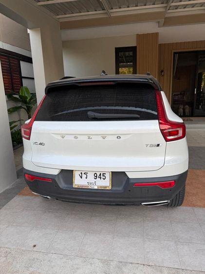 Volvo XC40 2019 2.0 T5 R-Design 4WD Utility-car เบนซิน ไม่ติดแก๊ส เกียร์อัตโนมัติ ขาว รูปที่ 3