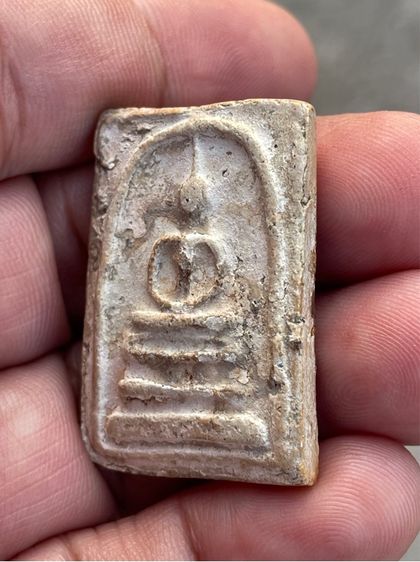 พระสมเด็จบางขุนพรหม พิมพ์สังฆาฏิ รูปที่ 3