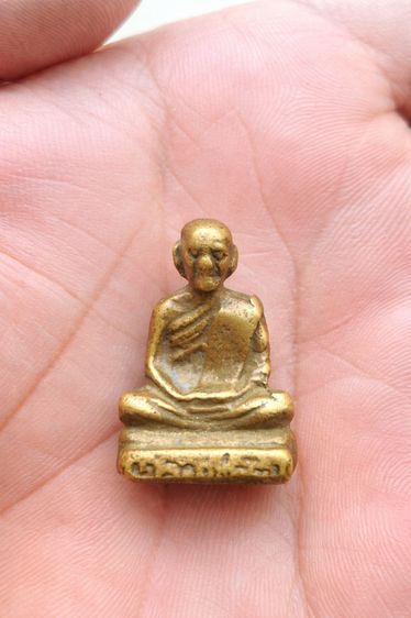 รูปหล่อโบราณพิมพ์ฐานสูง​ หลวงพ่อทบ​ วัดชนแดน