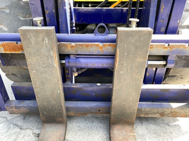 รถฟอร์คลิฟท์ KOMATSU รุ่น FD30T-12 เกียร์ธรรมดา รถเก่านอกนำเข้า  รูปที่ 11