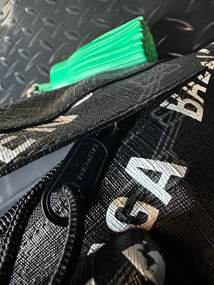 Balenciaga Belt-bag รูปที่ 3