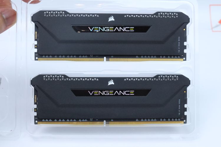 Ram DDR4 16GB Bus 3200 Corsair Vengeance RGB Pro - ID26030313 รูปที่ 2