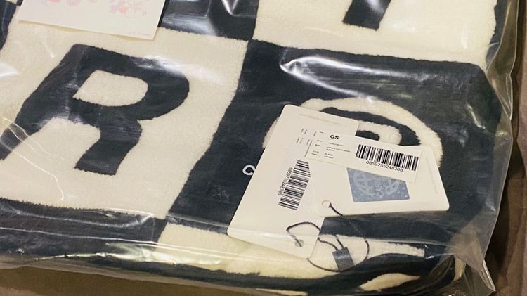 ผ้าห่ม CARNIVAL CHECKERBOARD BLANKET รูปที่ 3