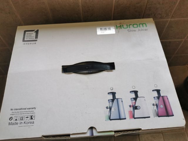 เครื่องคั้นน้ำผักผลไม้แยกกาก HUROM รูปที่ 4