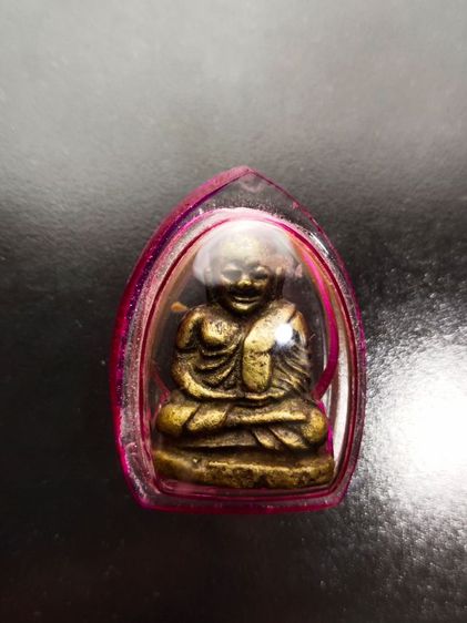 พระรูปหล่อลอยองค์ หลวงพ่อเงิน วัดบางคลาน จังหวัดพิจิตร พิมพ์นิยม  