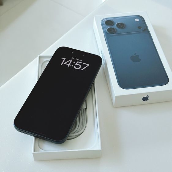 iPhone 17 Pro Max ความจุ 256 GB สี Deep blue สีน้ำเงินเข้ม เครื่องใหม่มากๆ ประกันเหลือ รูปที่ 8