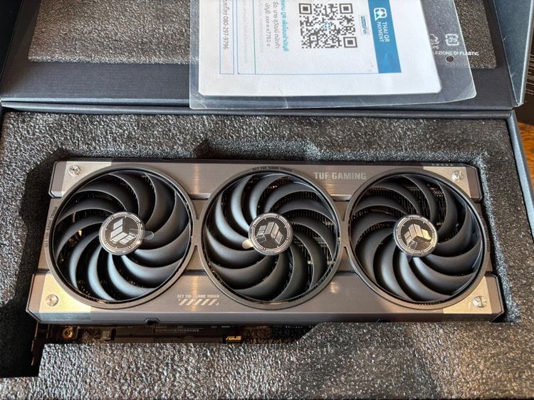 ขายการด์จอ มหาเทพ ASUS TUF GAMING RADEON RX 9070 XT OC EDITION 16GB GDDR6 ตัวท็อปสุด ของห่วงโซ่อาหาร  สภาพสวยมากๆ  น้องๆ มือ 1 รูปที่ 2